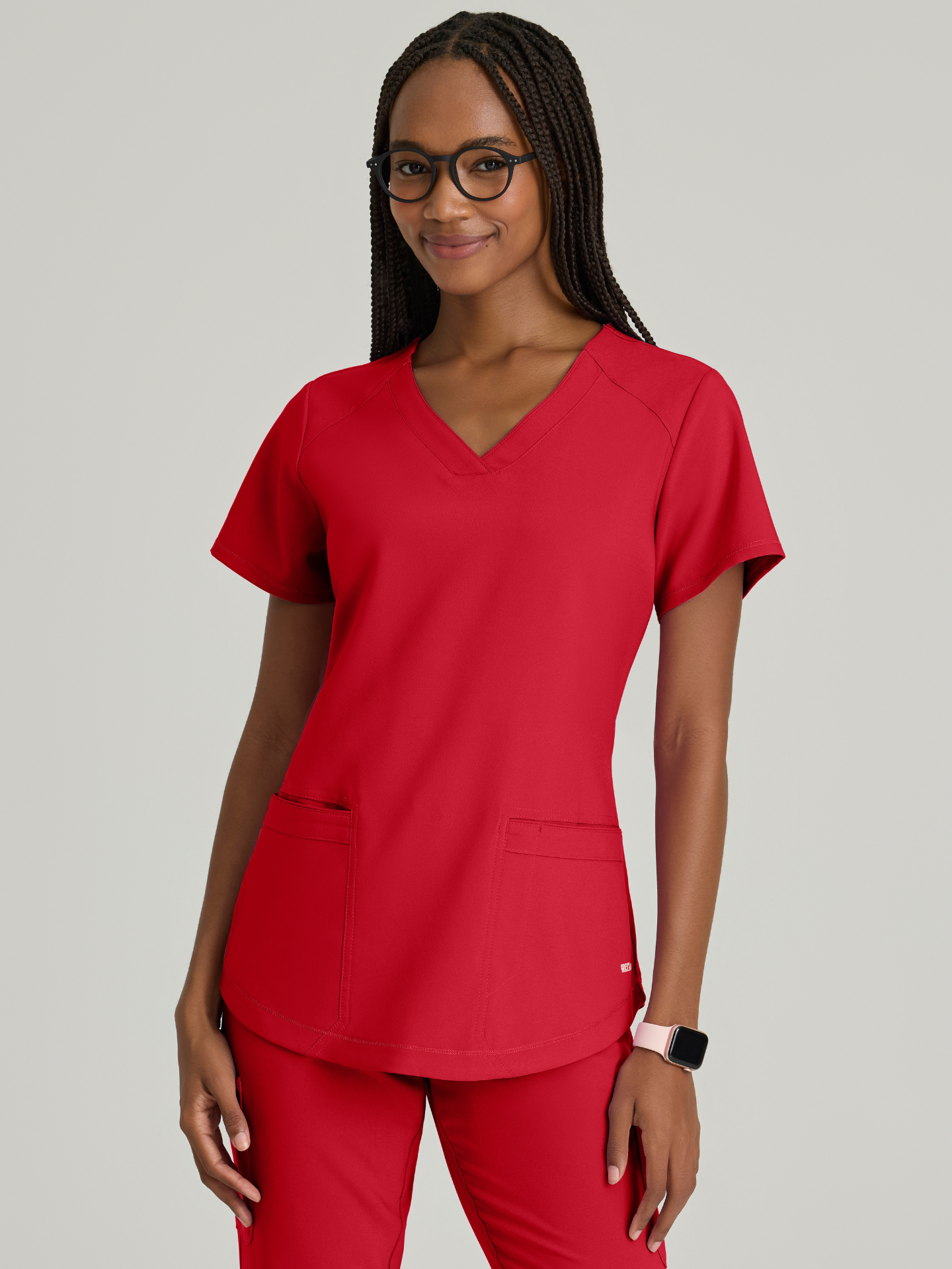 Grey’s Anatomy™ Scrubs Evolve Rhythm Mujer True Red
