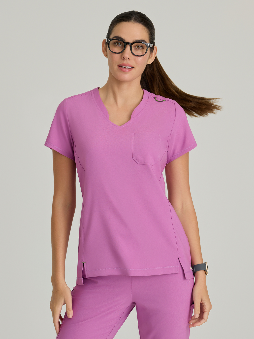 Grey’s Anatomy™ Scrubs Evolve Sway Mujer Twilight Mauve