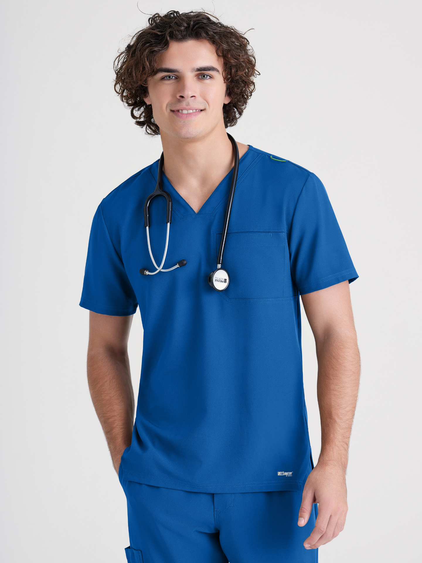 Grey’s Anatomy™ Scrubs Evolve Hombre New Royal