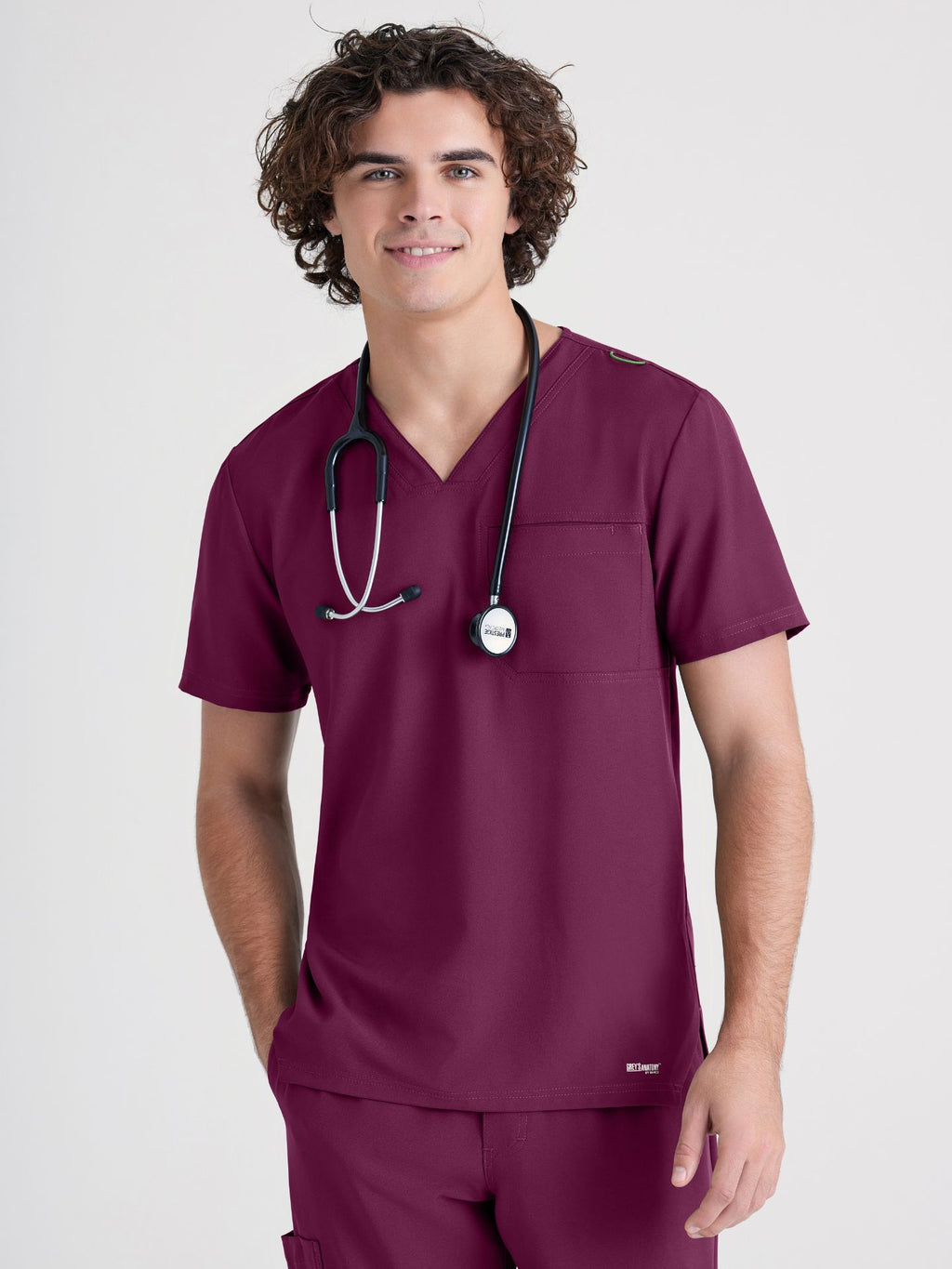 Grey’s Anatomy™ Scrubs Evolve Hombre Wine