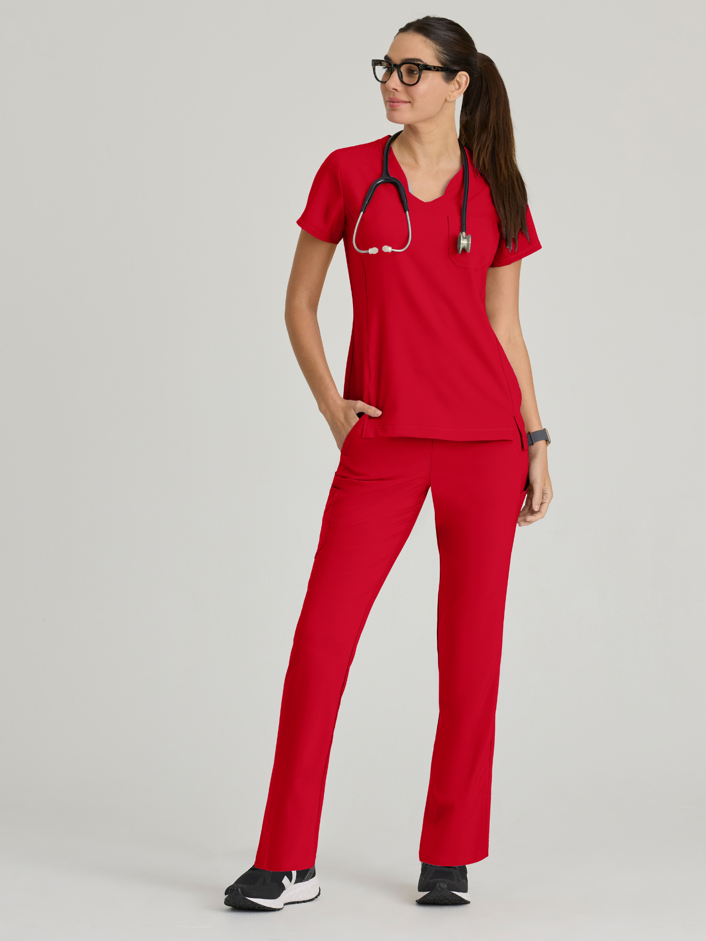 Grey’s Anatomy™ Scrubs Evolve Rhythm Mujer True Red