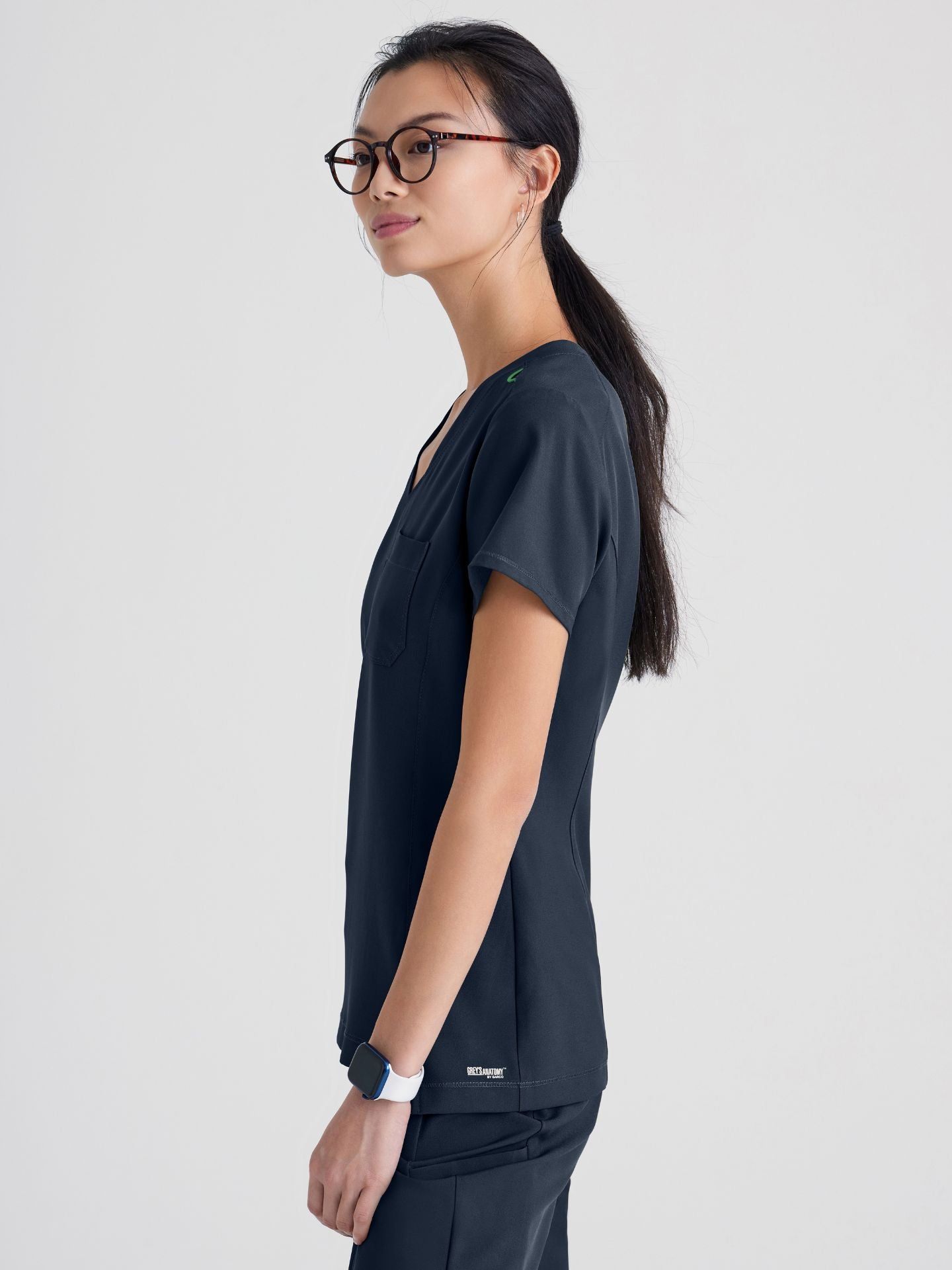 Grey’s Anatomy™ Scrubs Evolve Sway Mujer Steel