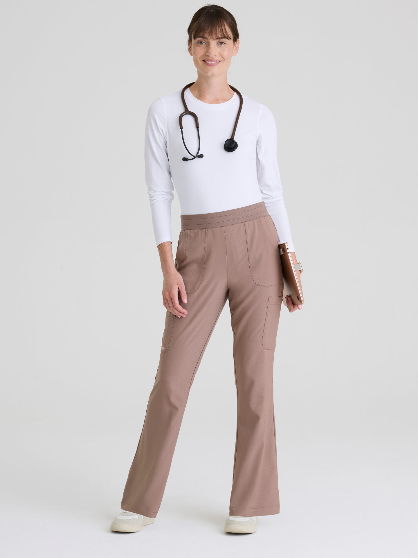 Grey’s Anatomy™ Scrubs Sky Flare Mujer Driftwood