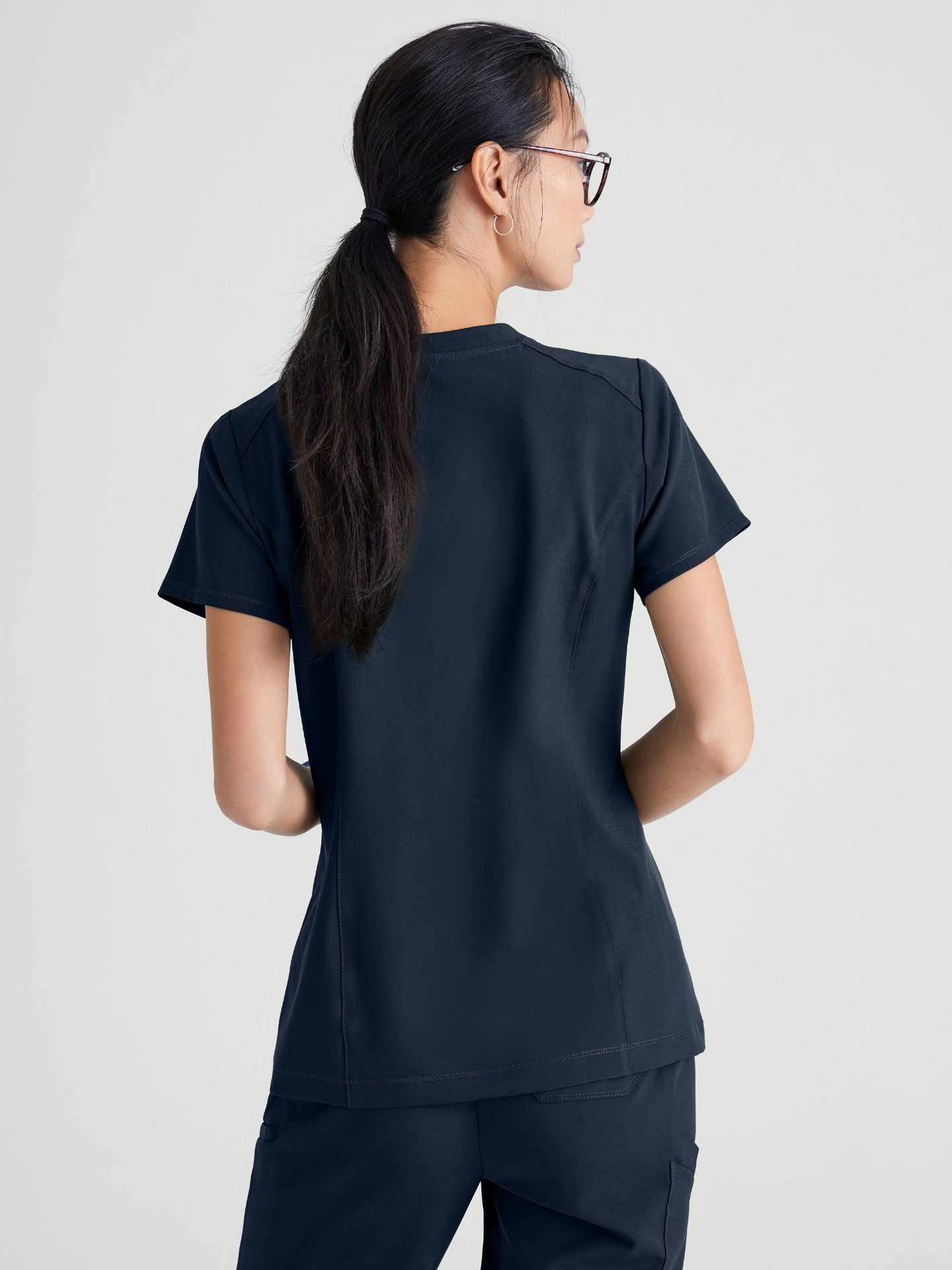 Grey’s Anatomy™ Scrubs Evolve Sway Mujer Steel