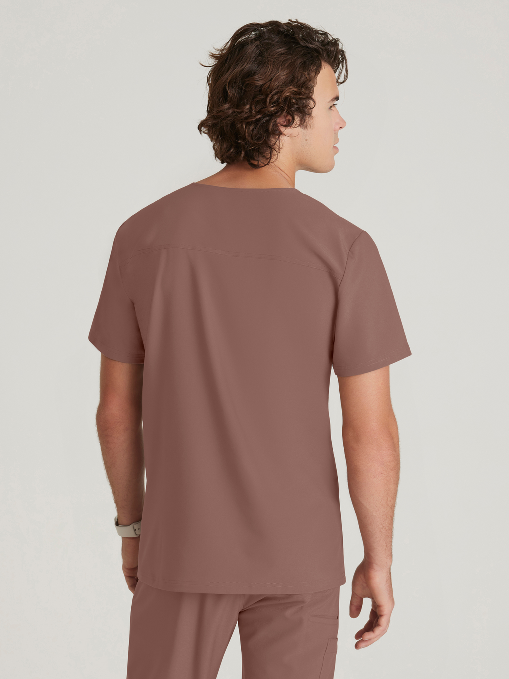 Grey’s Anatomy™ Scrubs Evolve Hombre Driftwood