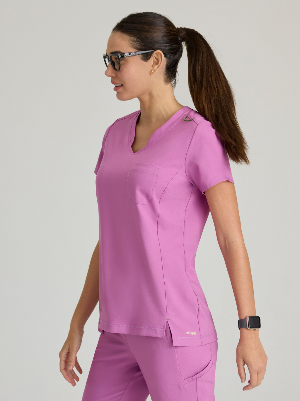 Grey’s Anatomy™ Scrubs Evolve Sway Mujer Twilight Mauve