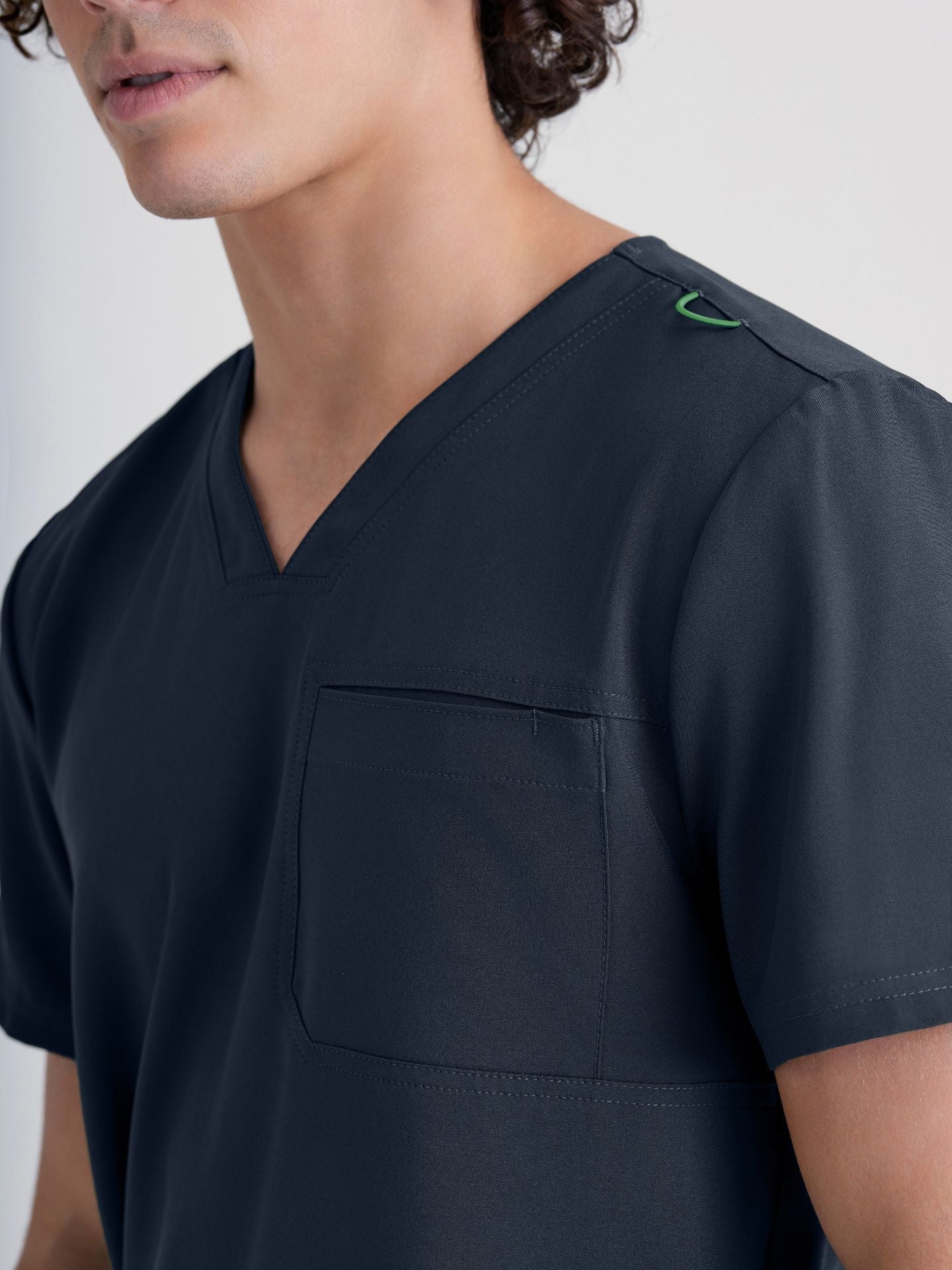 Grey’s Anatomy™ Scrubs Evolve Hombre Steel