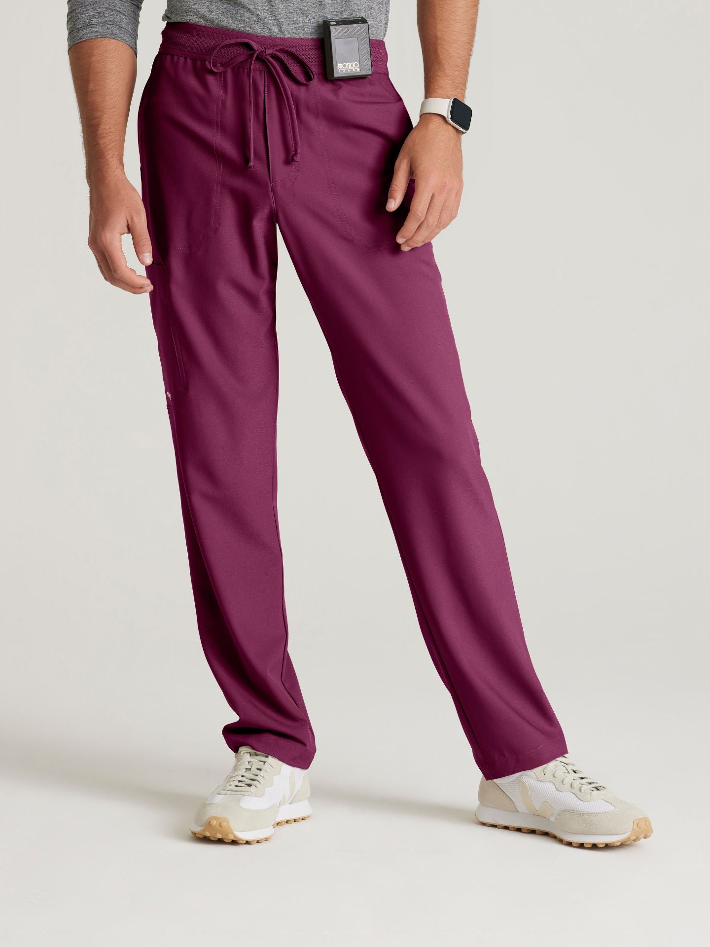 Grey’s Anatomy™ Scrubs Evolve Hombre Wine