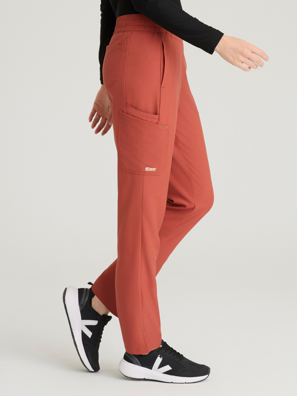 Grey’s Anatomy™ Scrubs Evolve Rhythm Mujer Sedona