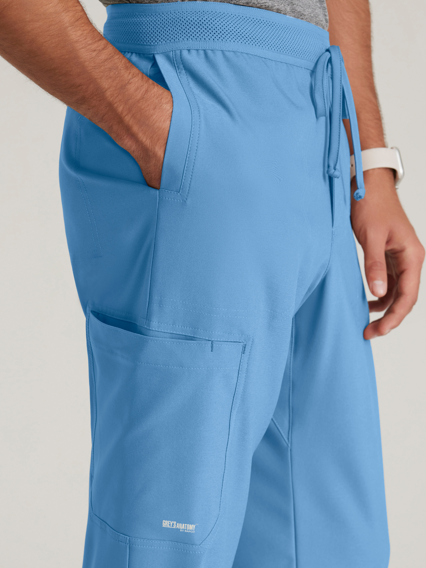 Grey’s Anatomy™ Scrubs Evolve Hombre Ciel Blue