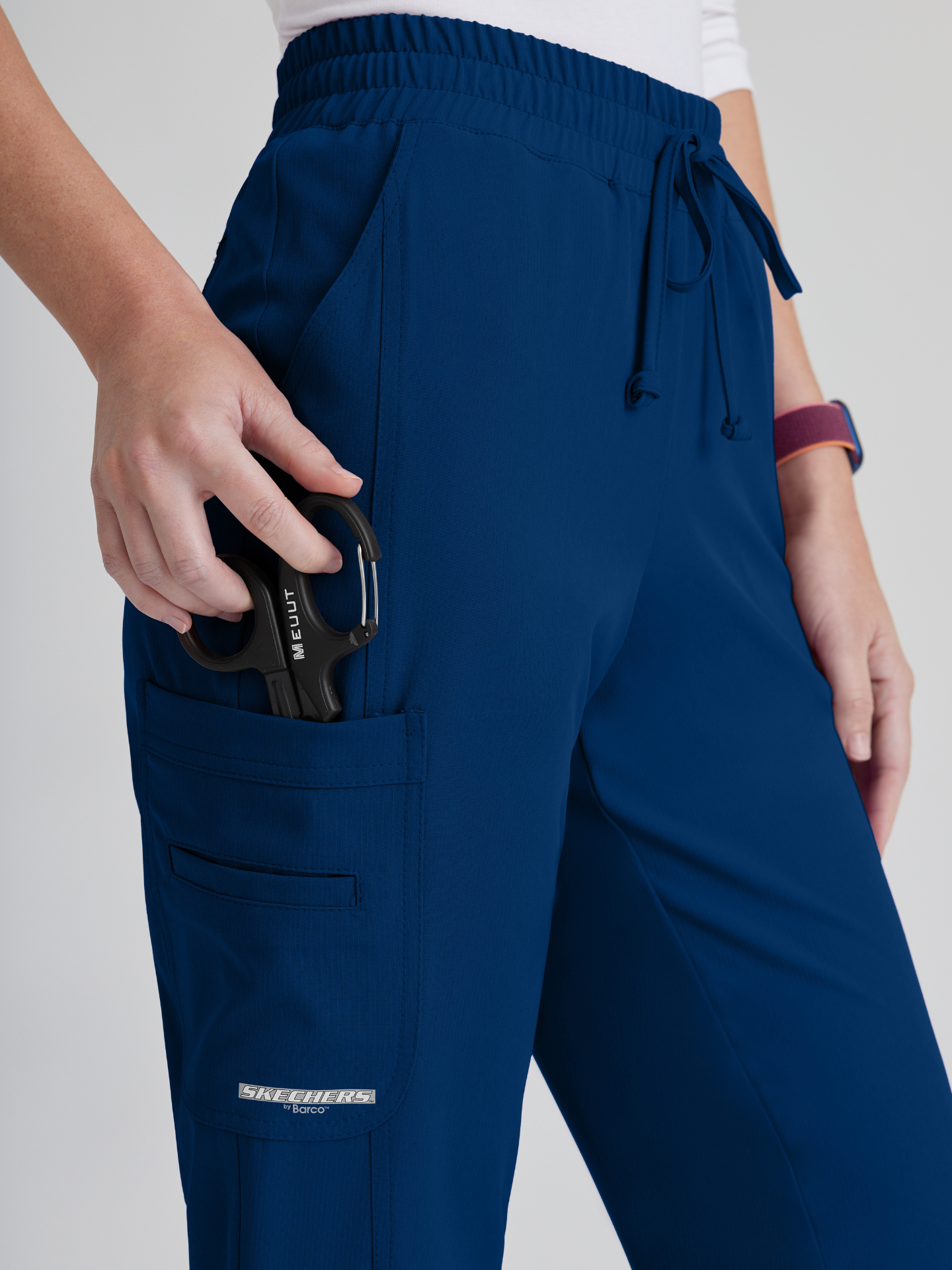 Skechers™ Scrubs Coast Mujer Navy