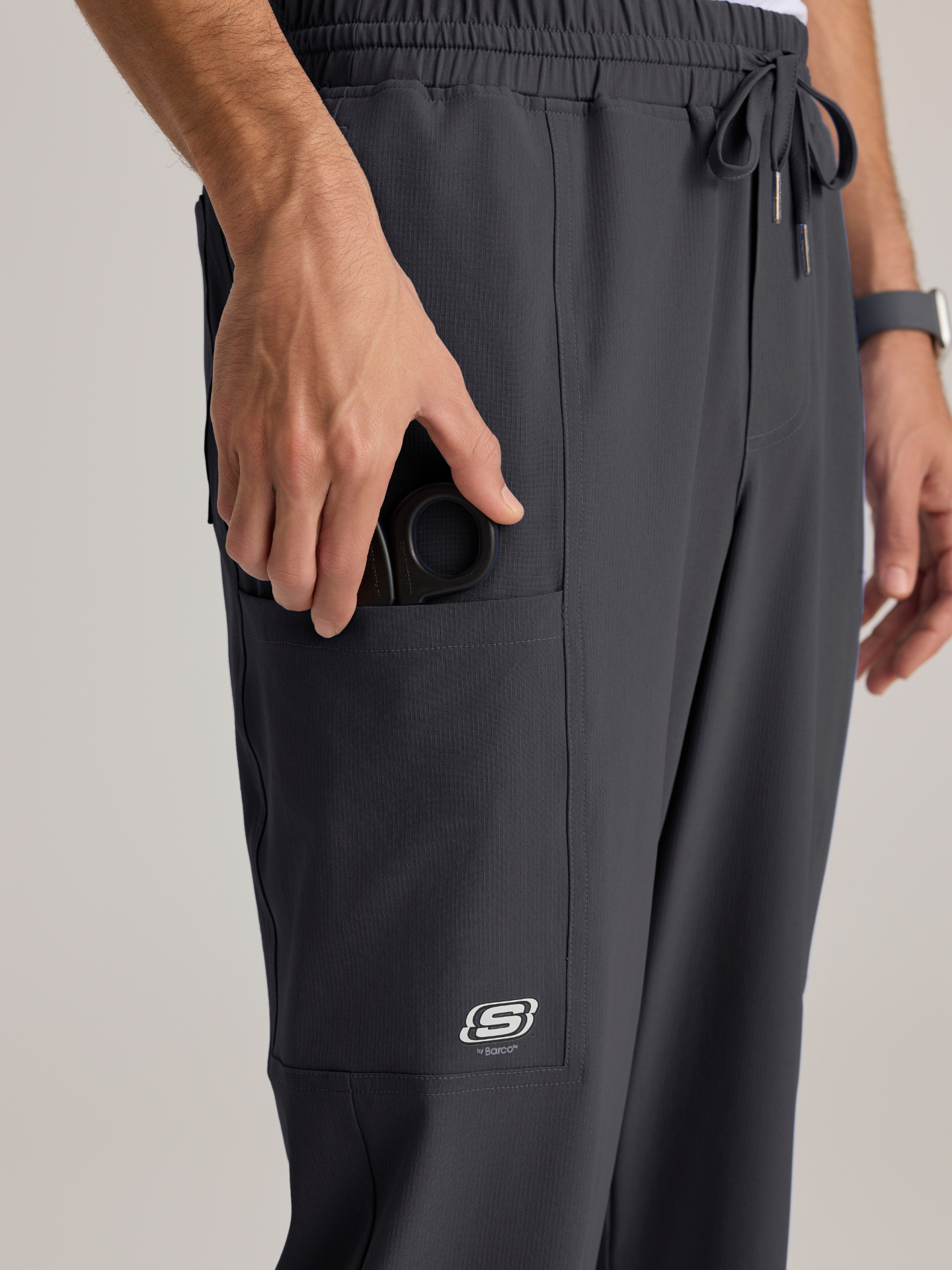 Skechers™ Scrubs Thesis Hombre Pewter